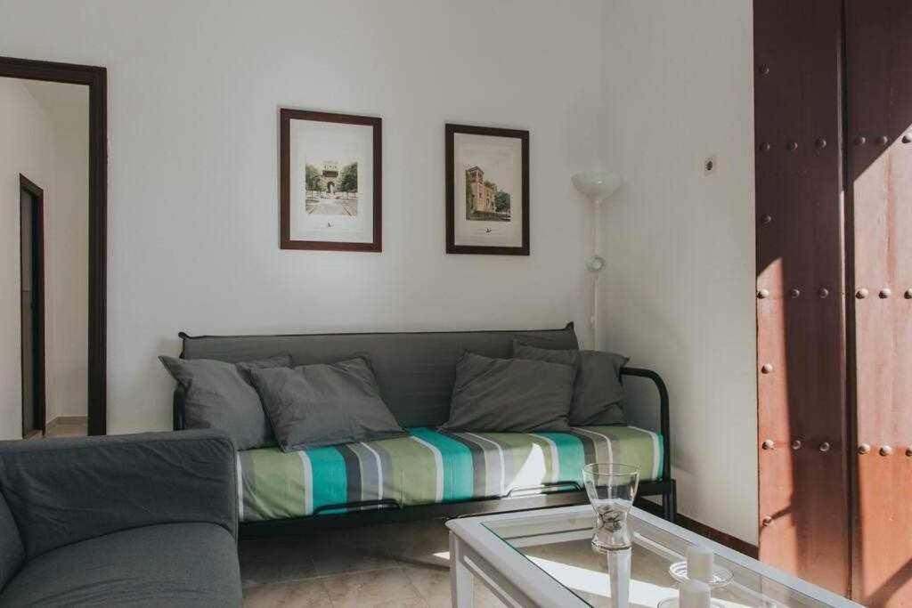 Gran Casa Con Piscina * Sevilla